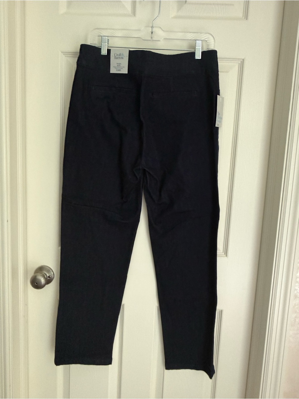 Croft & Barrow Classic Dark Denim Wash Straight-Leg Capris 10 Short - Picture 2 of 4